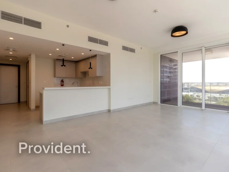 Spacious Unit | Mid floor | 2 BHK | Near Metro63768649514498114