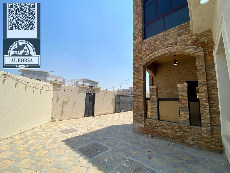 For sale, a two-story villa in Rawdah 2. The villa consists of five rooms, a living room, and a hall.63878813479299114