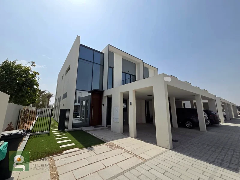 4 Beds+ Maids | Open Kitchen | Landscaped Garden63732115681666110