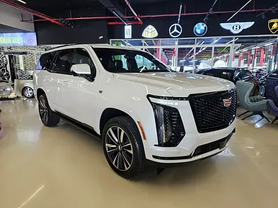 2025 Cadillac ESCALADE photo 2