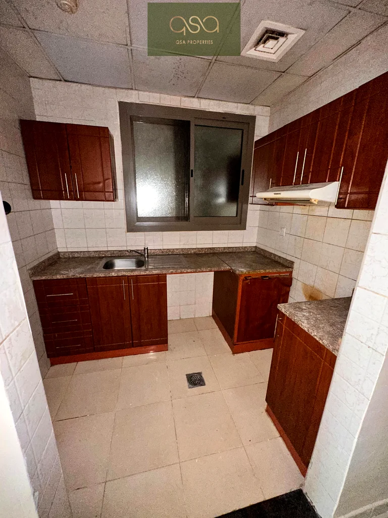 Spacious 1 BHK + Study | Closed Kitchen | Open View – For Rent 28000 AED63715947819394112