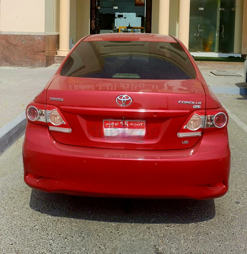 Toyota corolla 201163699050329601111