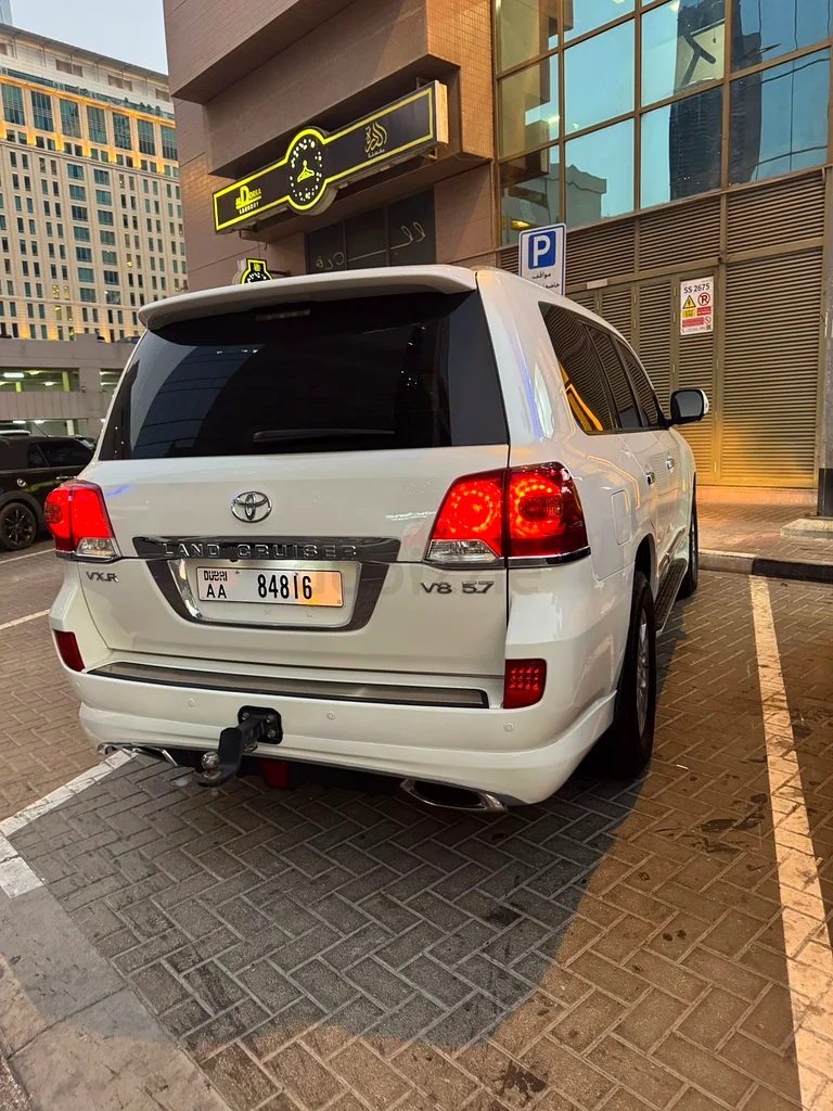 لاند كروزر VXR 5.763699052727171113