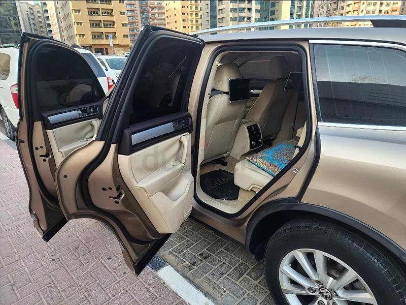 Volkswagen Touareg SE 2015 GCC Specs (3.6L) urgent sale63699034372867114