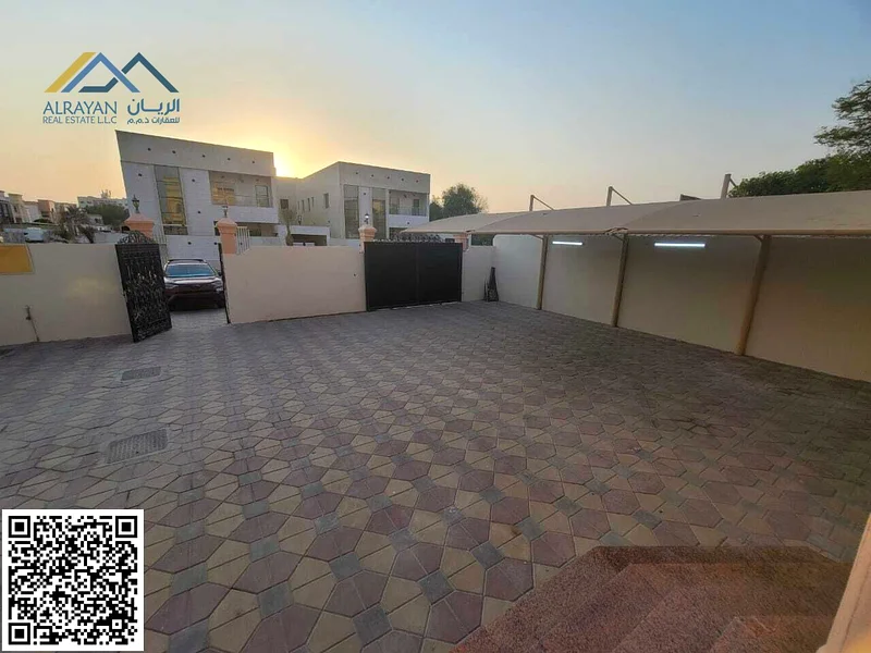 At an attractive price and in a prime location, including electricity, water and air conditioning63878403019010113