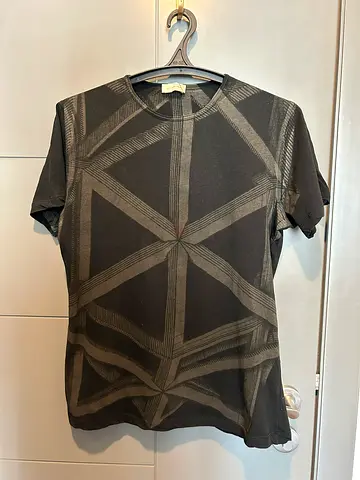 BALENCIAGA Stylish Graphic T-shirt