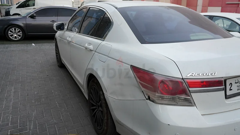 هوندا أكورد 2012 الولايات المتحدة الأمريكية63699033199361112