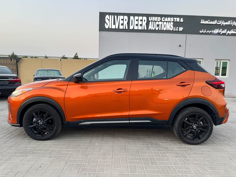 SR Fully Loaded, Two Tone Interior63699058272131111