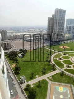 Office for Sale in Prime location | Stunning View