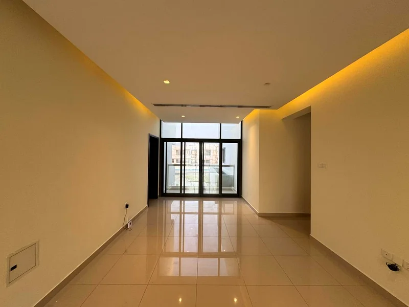 Spacious 6 BR Villa | Unfurnished | Prime Location63743130635266112