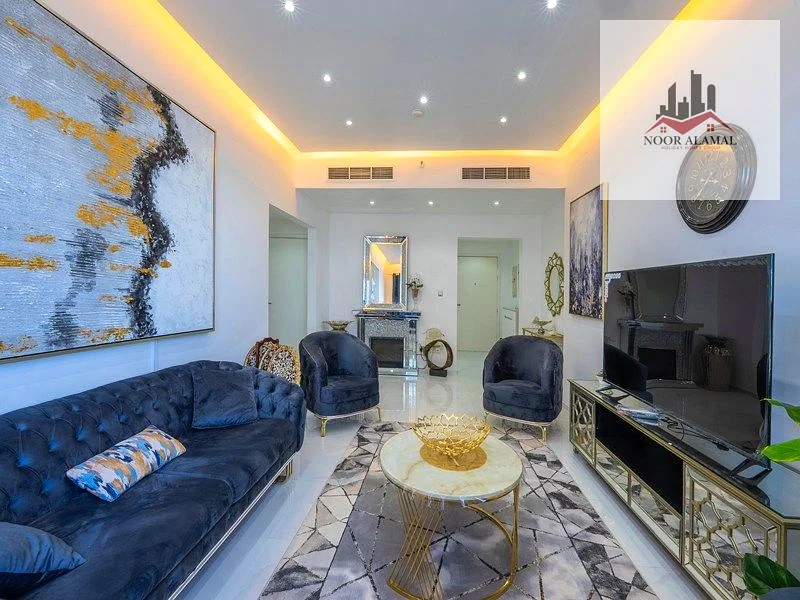 برج الشارقة بيتش 1 الطابق الثاني، شقة فندقية مفروشة من الدرجة الفاخرة جدًا، غرفتي نوم، صالة، مطبخ، 3 حمامات، شرفتين، وغرفة خادمة63827987838851111