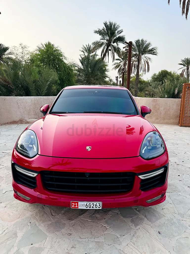 Porsche cayenne gts63700661425923110