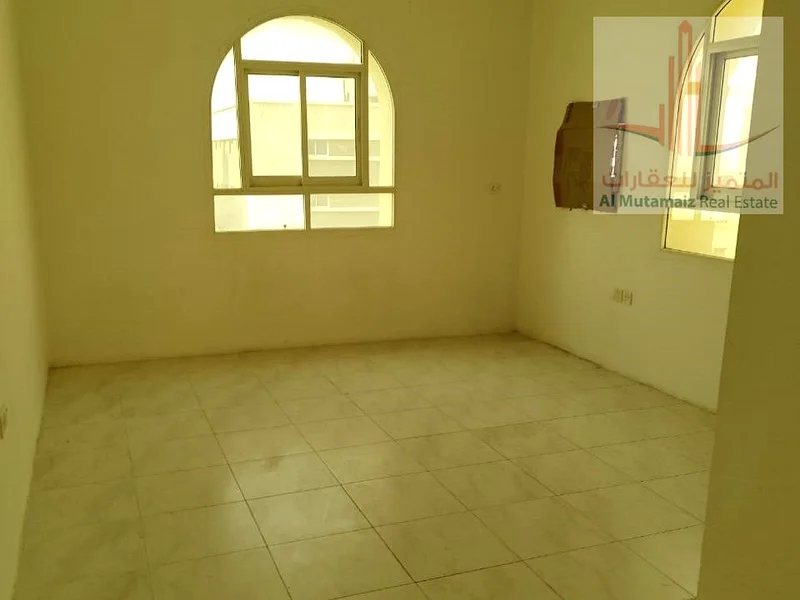 ستوديو مع مطبخ منفصل في الجرف الصناعية 363810338079362111
