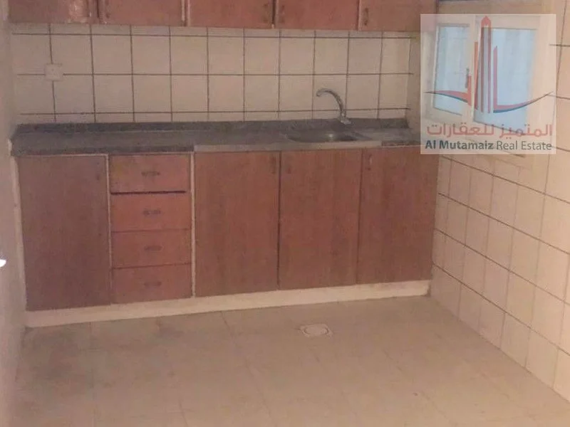 ستوديو مع مطبخ منفصل في الجرف الصناعية 363810338079362114