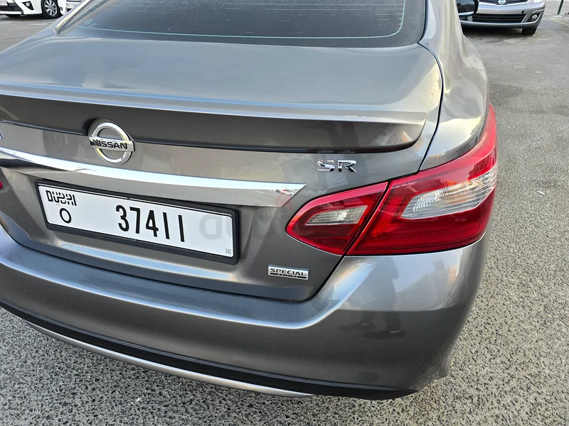 Nissan Altima 201863699056609539114