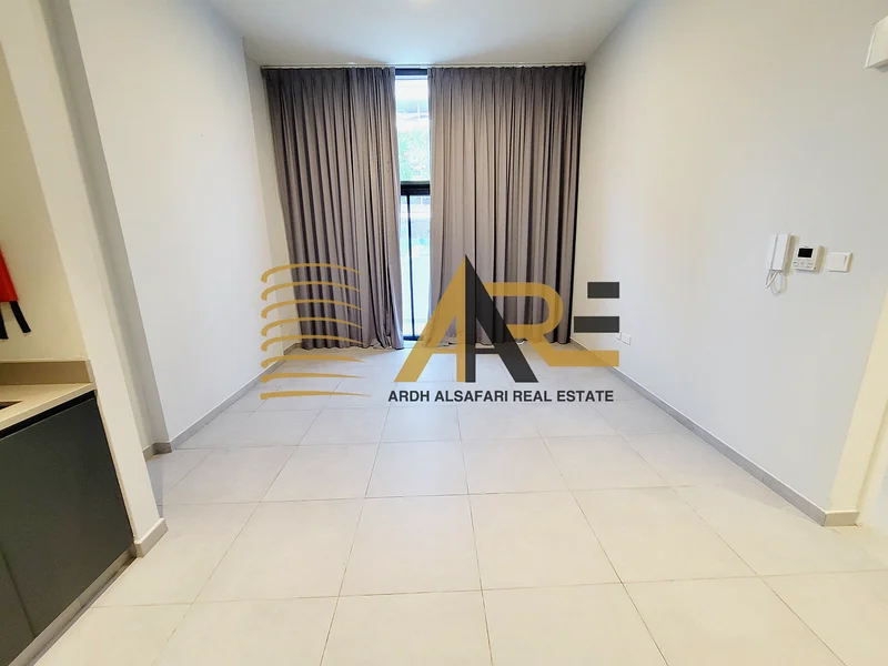 ELEGANT || LUXURIOUS 1-BHK || BALCONY || Laundry Room || Pool + GYM63705965001985112