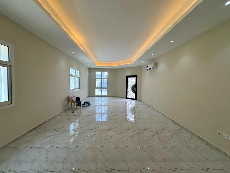 جديد بالكامل | 5 غرف نوم | حديقة كبيرة63743312281859114