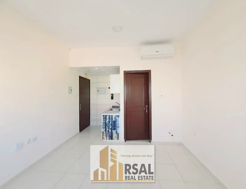 Lavish famliy Studio/Open Kitchen/Ready to move/Near to Ambassador School63702900570754111