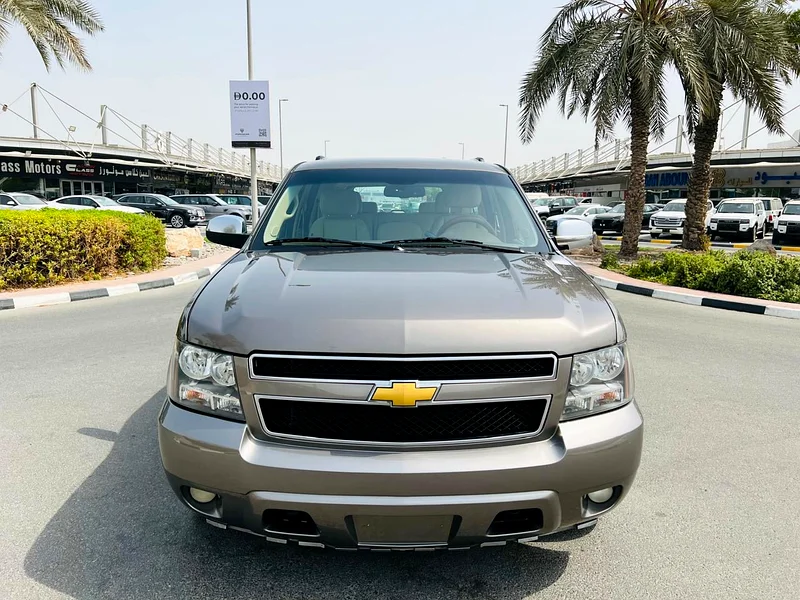 CHEVROLET SUBURBAN GCC SPECS SINGLE OWNER63699030778883111
