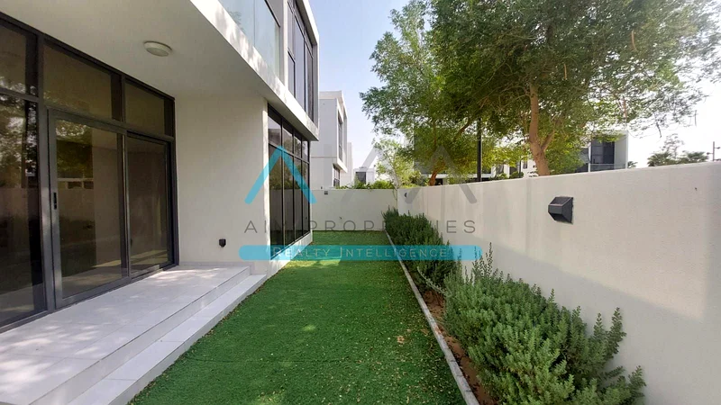 NEAT CLEAN VILLA CHILLER FREE 6BR/MAIDS SINGLE ROW MULTIPLE CHEUQES63741440046595114