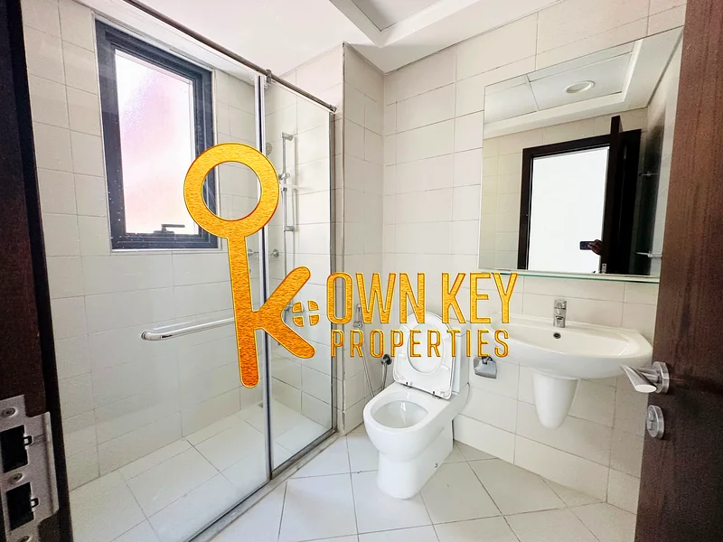 Prime Location | Stunning Apartment | Close To Metro63768341176450114