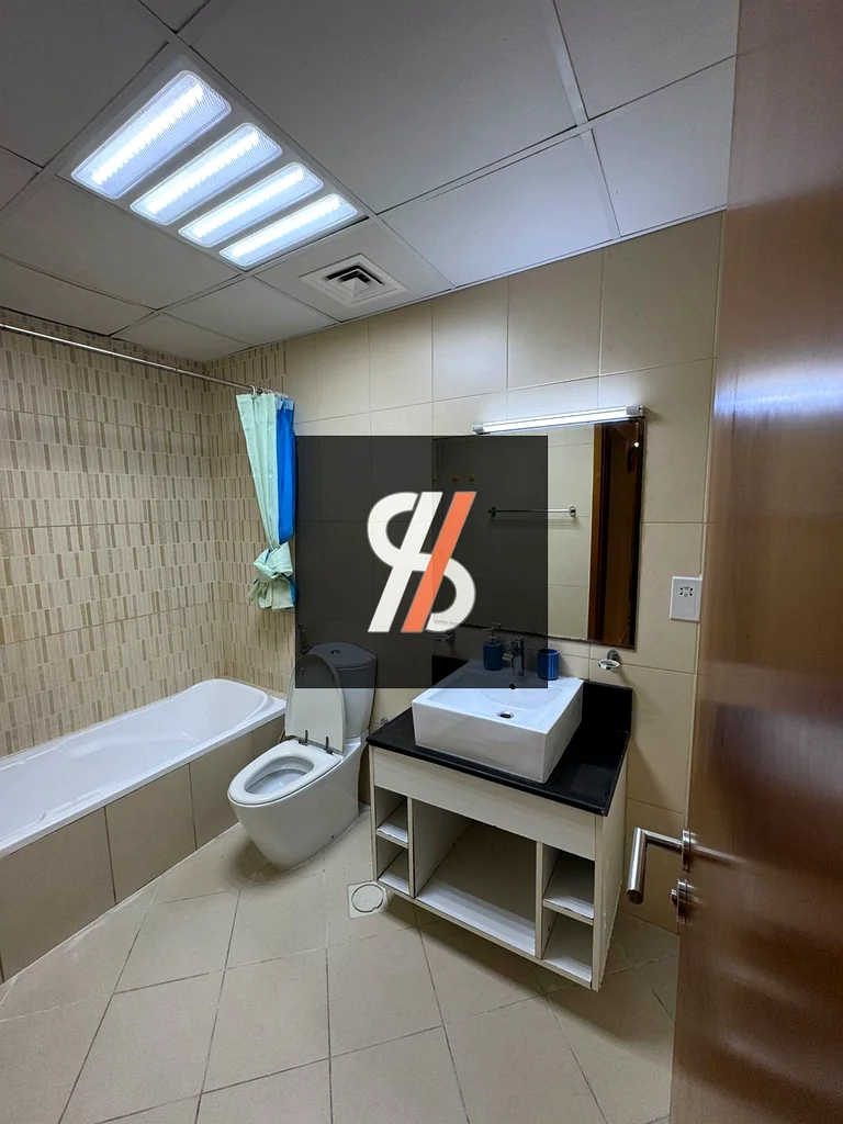 1bedroom apartment big size 1170 sqft63708147646210114