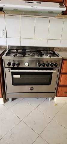 Bartazoni full gas cooker