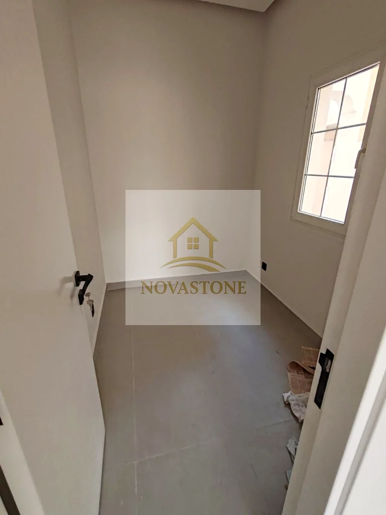 UPGRADED | SINGLE ROW | CORNER UNIT63922402951041113