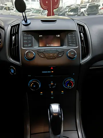 2018 FORD EDGE 缩略图 8