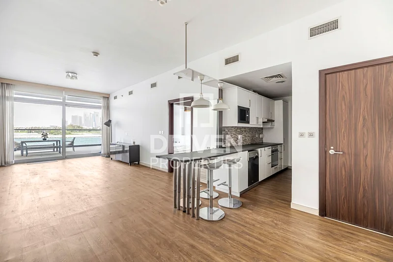 Vast Unit | Pool and Partial Sea View | Vacant64006801965826114
