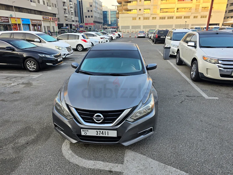 Nissan Altima 201863699056609539110