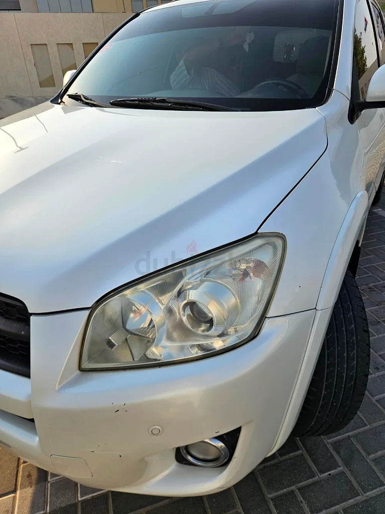 TOYOTA RAV4 IN NEAT CONDITION63699051618817113