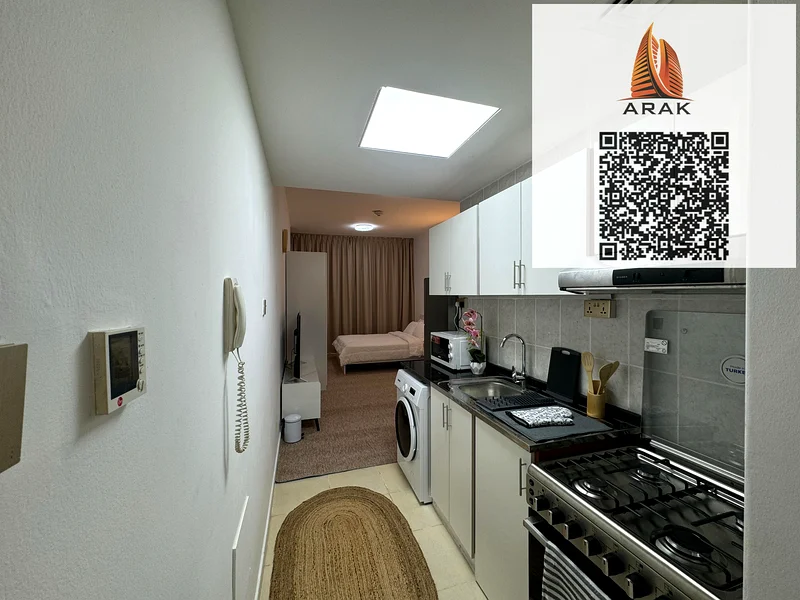🏢✨ شقة من غرفة واحدة مفروشة بالكامل للإيجار – أبراج أورينت، عجمان! ✨🏢  📍 الموقع:  تقع في قلب عجمان، داخل الأبراج الشهيرة أورينت. موقع متميز63708237371905111