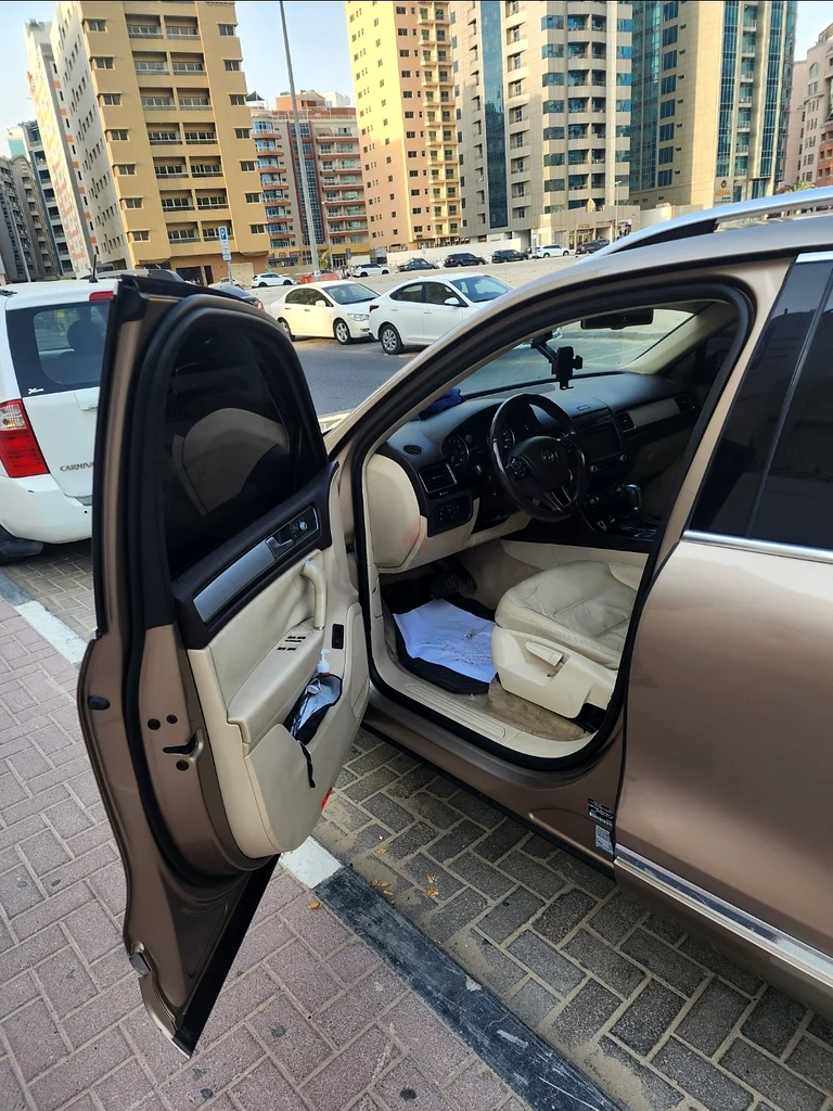 Volkswagen Touareg SE 2015 GCC Specs (3.6L) urgent sale63699034372867112
