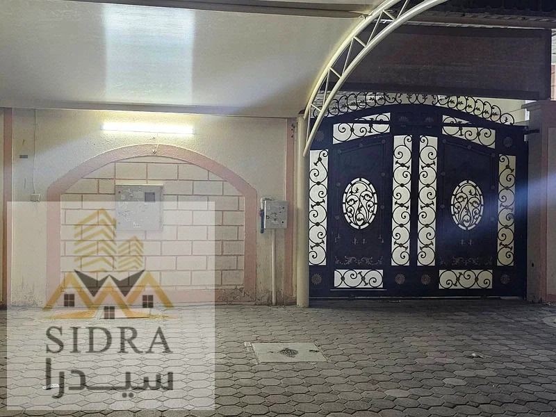**فيلا مميزة للإيجار – الروضة 2 – موقع متميز**63722723684995110