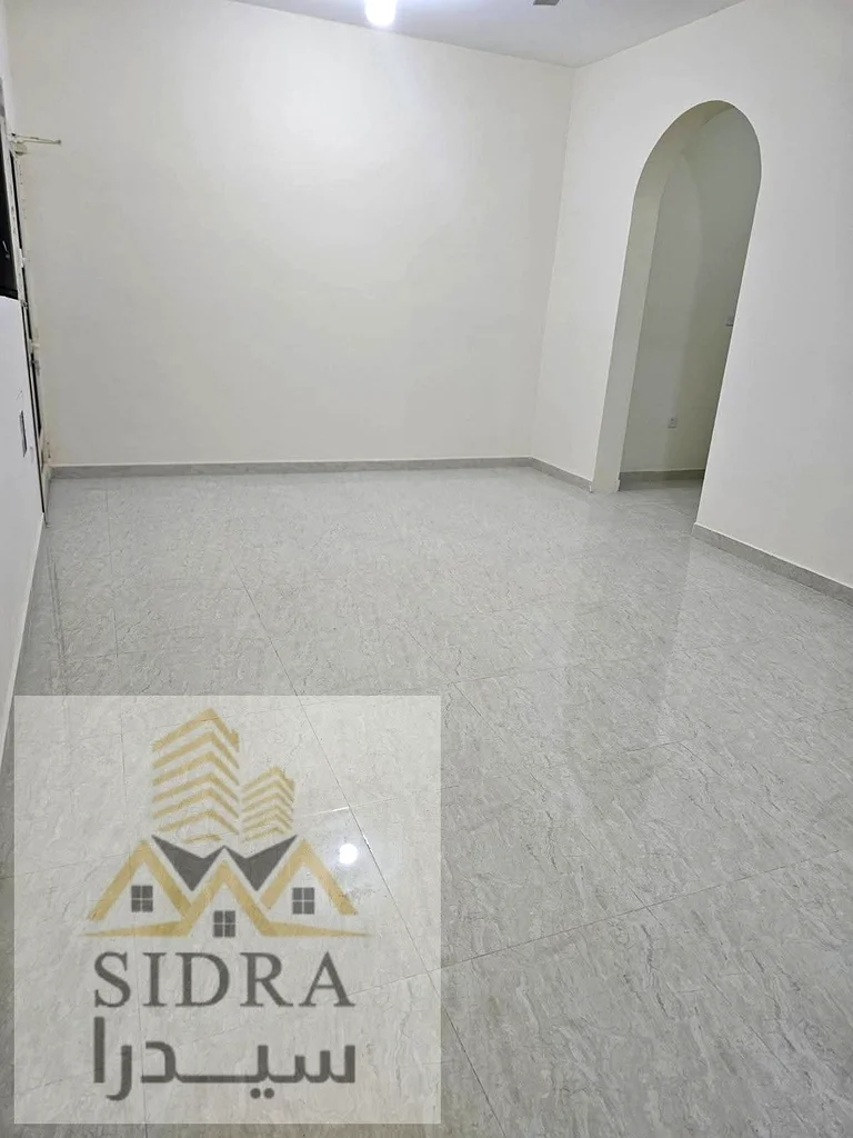 **فيلا مميزة للإيجار – الروضة 2 – موقع متميز**63722723684995112