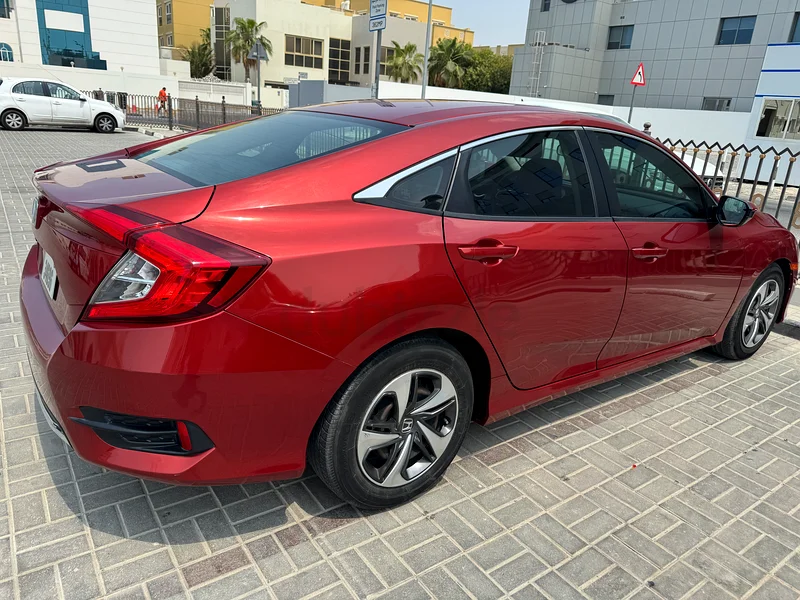 Well maintained civic 2019 in perfect condition63699033493761112