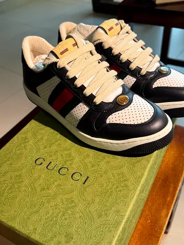 price reduced！！！GUCCI  Screener sneakers size 38.5 brand new authentic