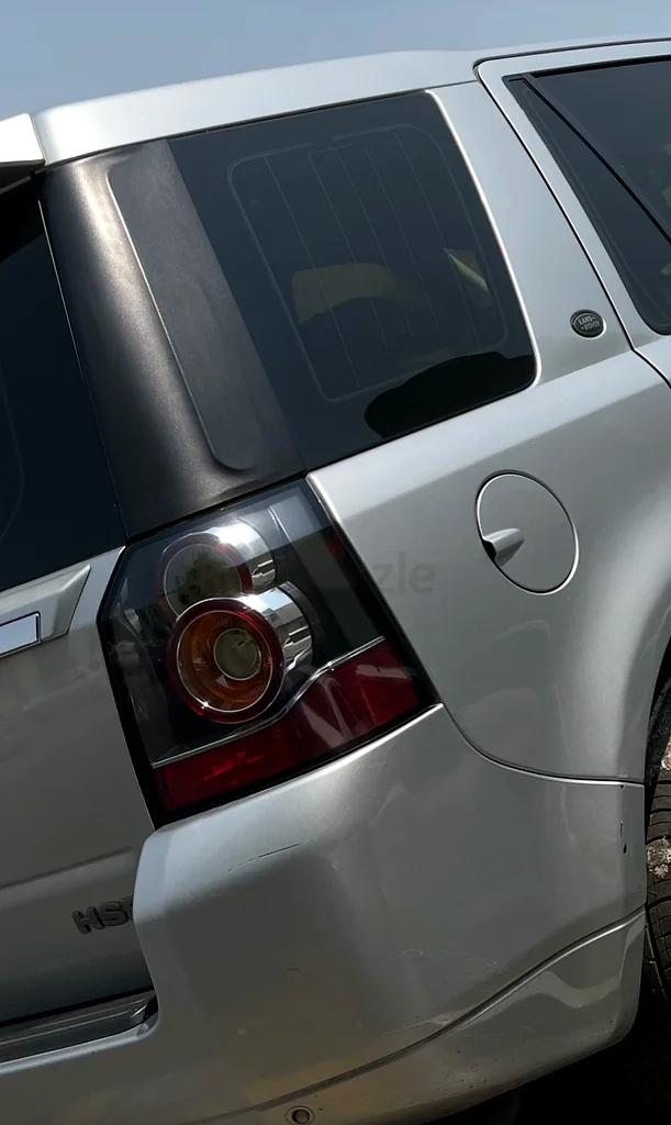 LR 2 بحالة جيدة، سيارة عائلية مستعملة63699059722883110