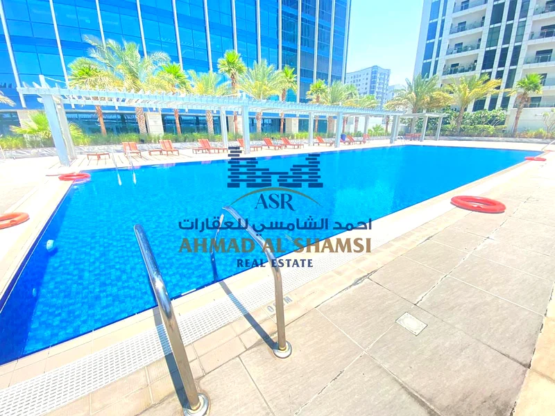 Luxurious 3BHK I ON Border 2 Parking Free | GYM Pool Free || Good Community ||63812035096705112