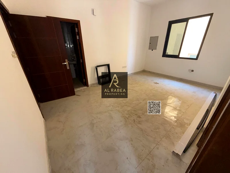 مبنى جديد للبيع في العالية يتكون من طابق أرضي و3 طوابق63872926637699110