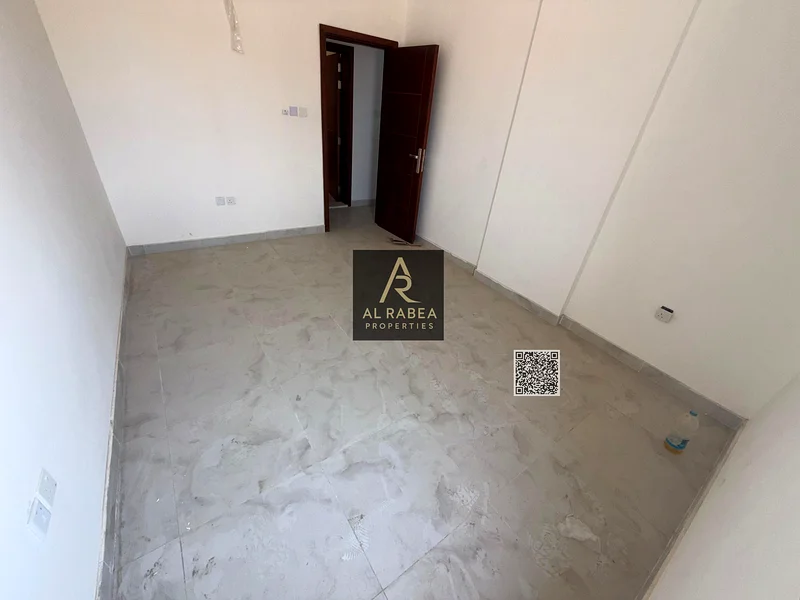 مبنى جديد للبيع في العالية يتكون من طابق أرضي و3 طوابق63872926637699111