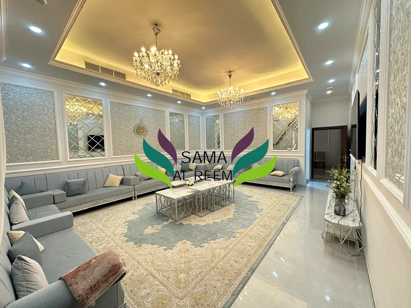 فيلا مؤثثة مكونة من 8 غرف نوم + خادمة وسائق | عصرية | متاحة الآن63730242985730111