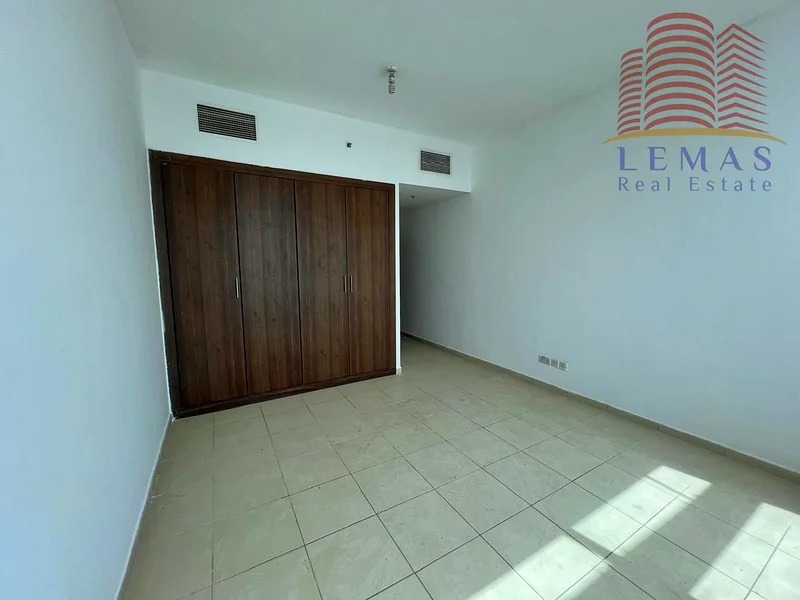 3-bedroom, hall, empty apartment Open view63888914931075114