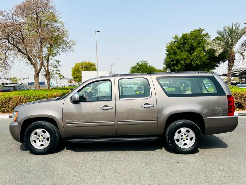 CHEVROLET SUBURBAN GCC SPECS SINGLE OWNER63699030778883113