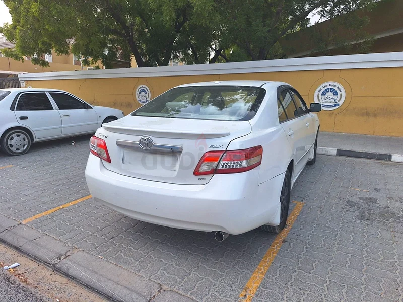 Toyota Camry for Urgent Sale, 2011 Model, full option, second owner.63699049890306112