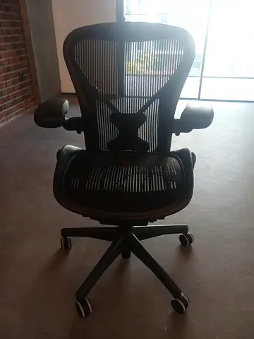 Herman Miller Aeron Chair Fully Options Good Condition