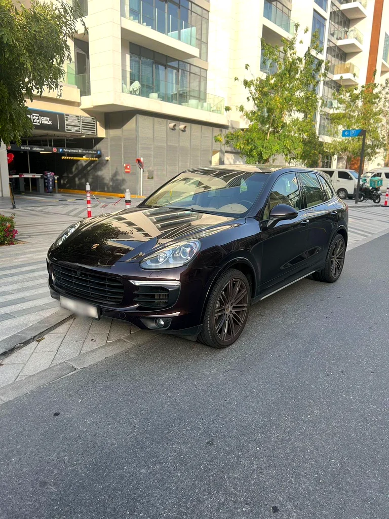 Porsche Cayenne S Platinum Edition UNDER WARRANTY63700661220354111