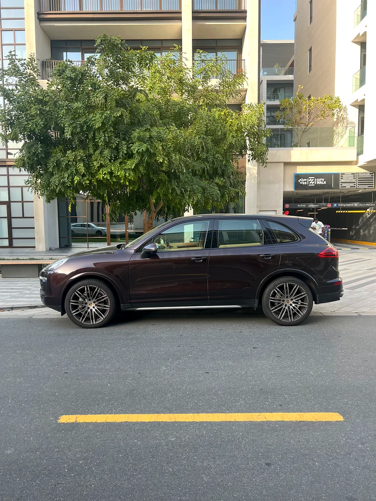 Porsche Cayenne S Platinum Edition UNDER WARRANTY63700661220354112