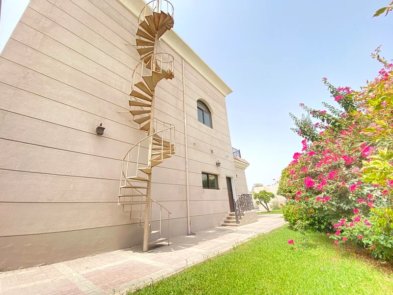 Spacious 4BR | Large Garden | Swimming pool63743312298113113